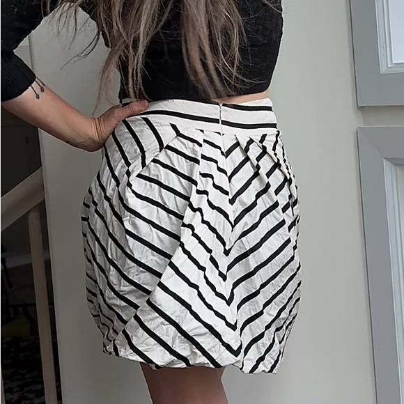 Anthropologie Freeway Black Cream Striped Bow Balloon Hem Mini Skirt - Picture 3 of 13